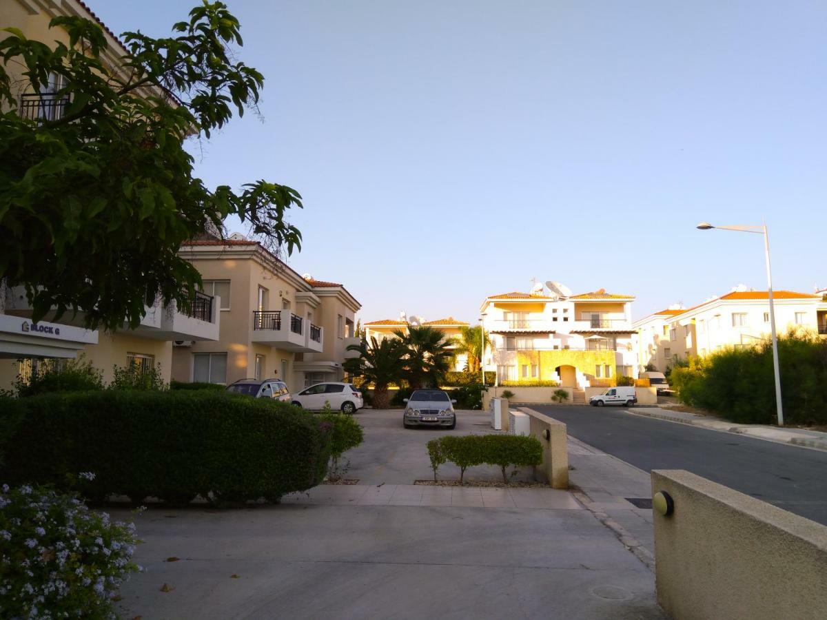 Enjoy The Silence Apartments Paphos Extérieur photo