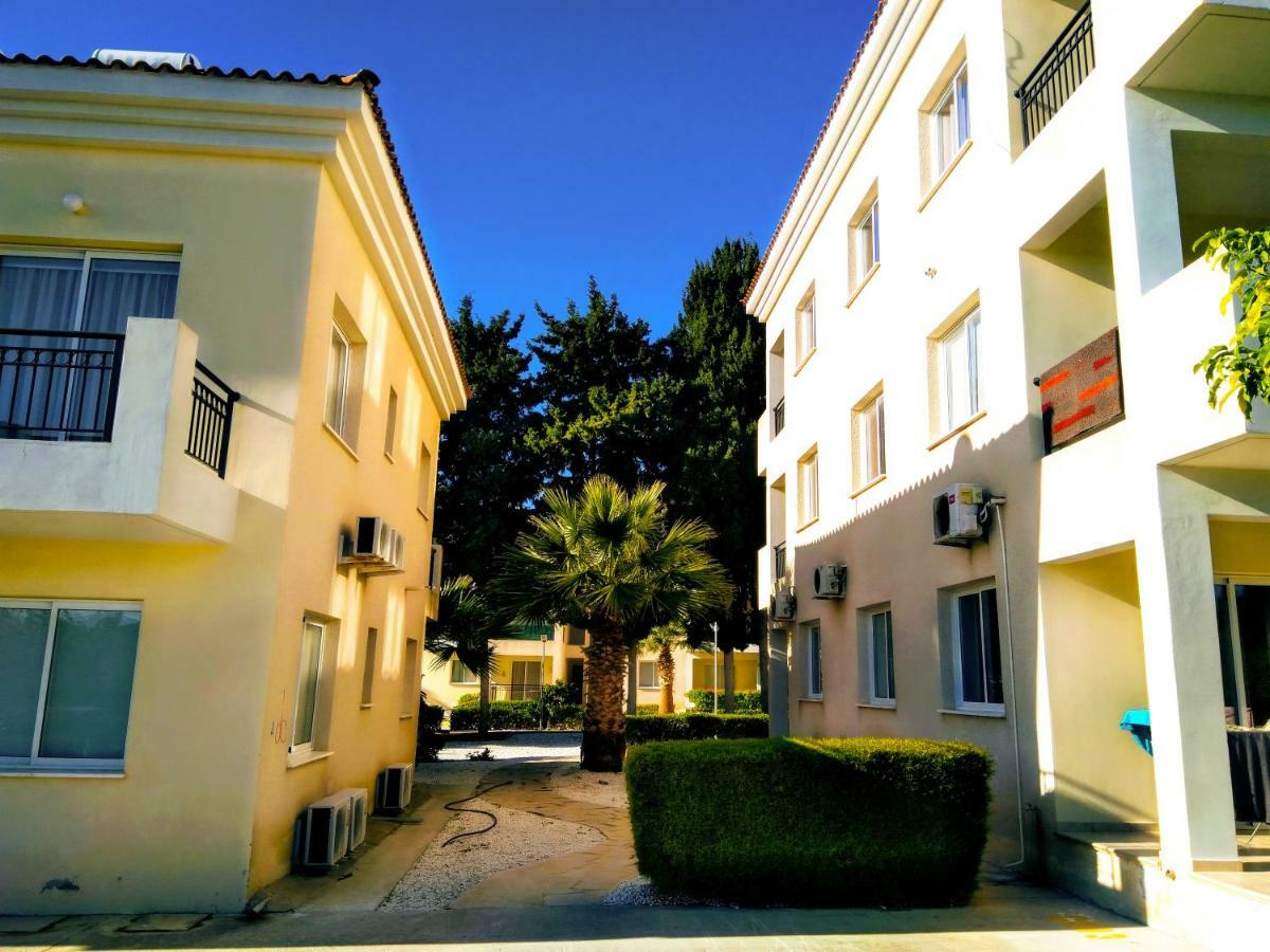 Enjoy The Silence Apartments Paphos Extérieur photo